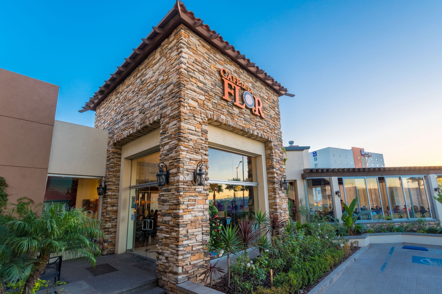 Café de La Flor Macroplaza